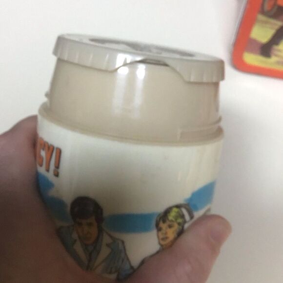 Vintage RARE Original Emergency Lunchbox Thermos 1973 by Universal Television - Picture 15 of 15